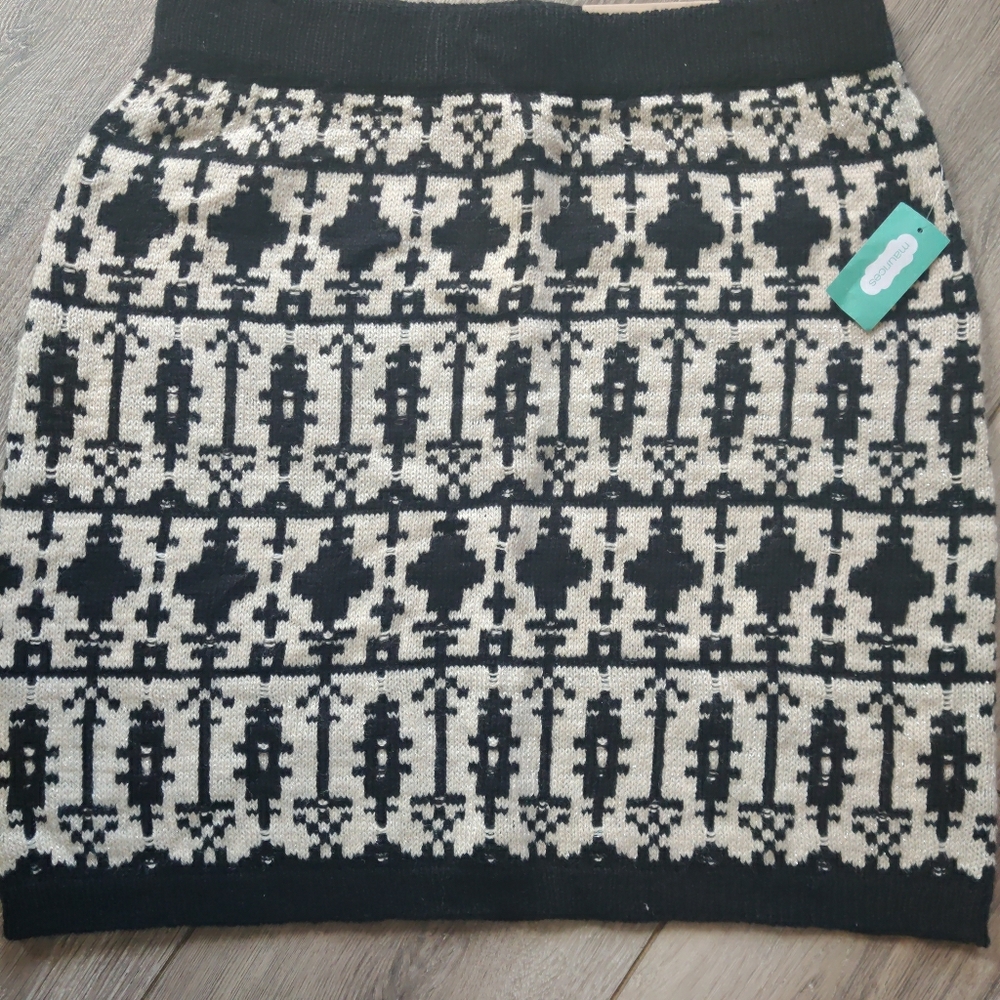 Maurice's Women's Knitted Knee Length Winter Skirt